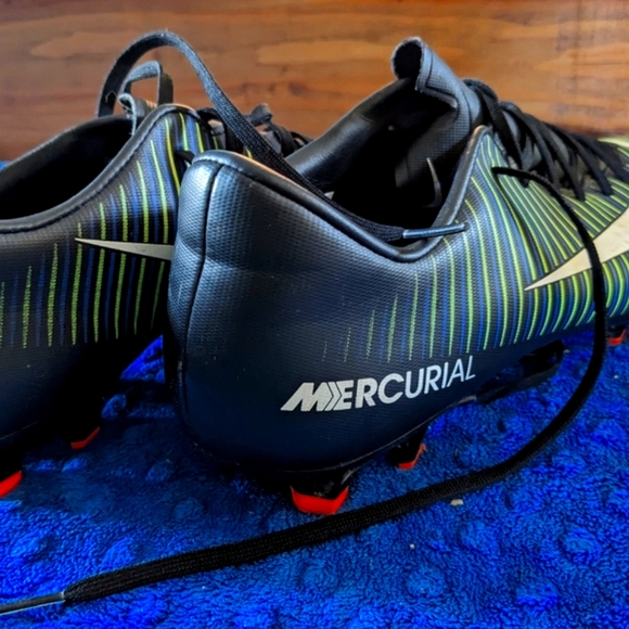 Nike Mercurial Victory VI FG 831964-013 Soccer Cleats Men's Size 7 - Picture 3 of 6